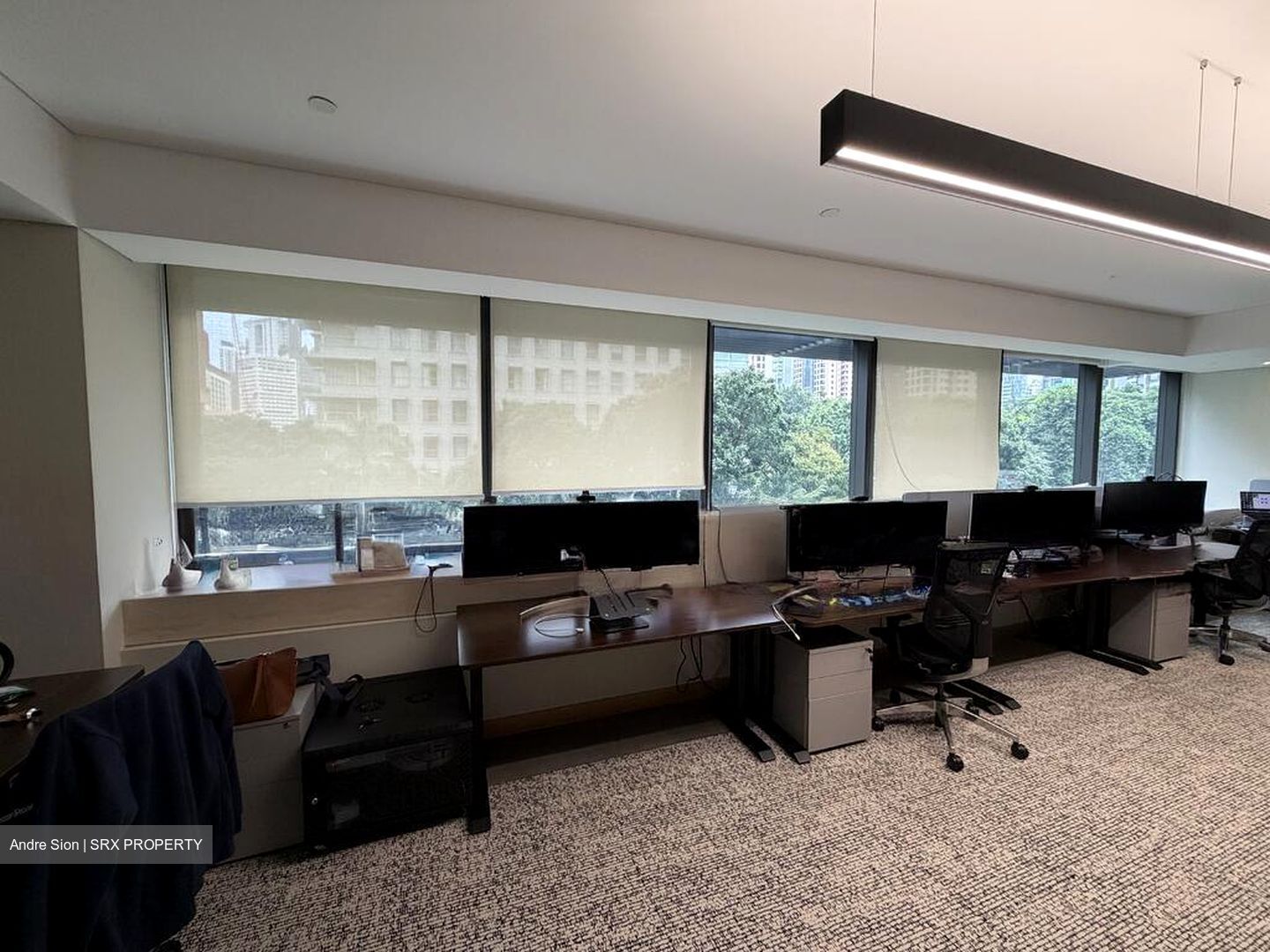 Hana (D10), Office #505324051